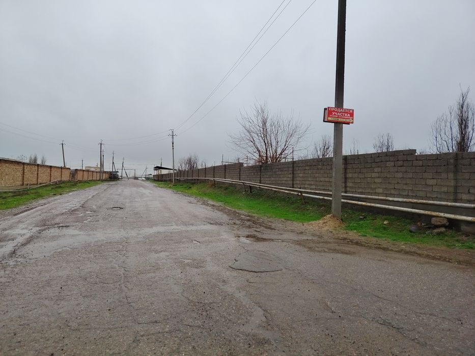 Yer uchaska Sotiladi 18-sotix, yangi Toshkent cheagarasiga 4 km!