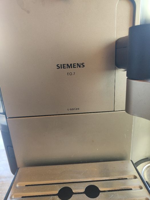 Espressor Siemens EQ.7