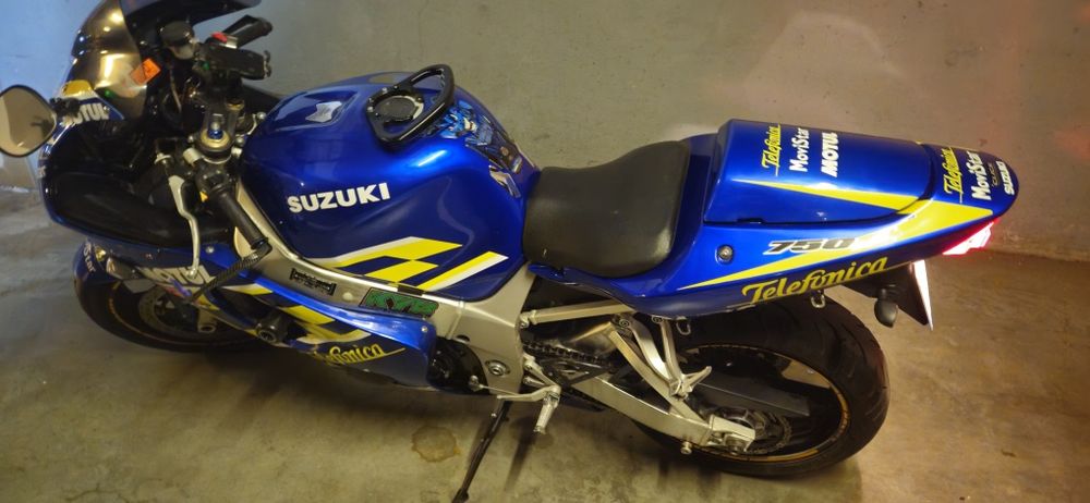 Vand motococketa Suzuki Gsxr 740