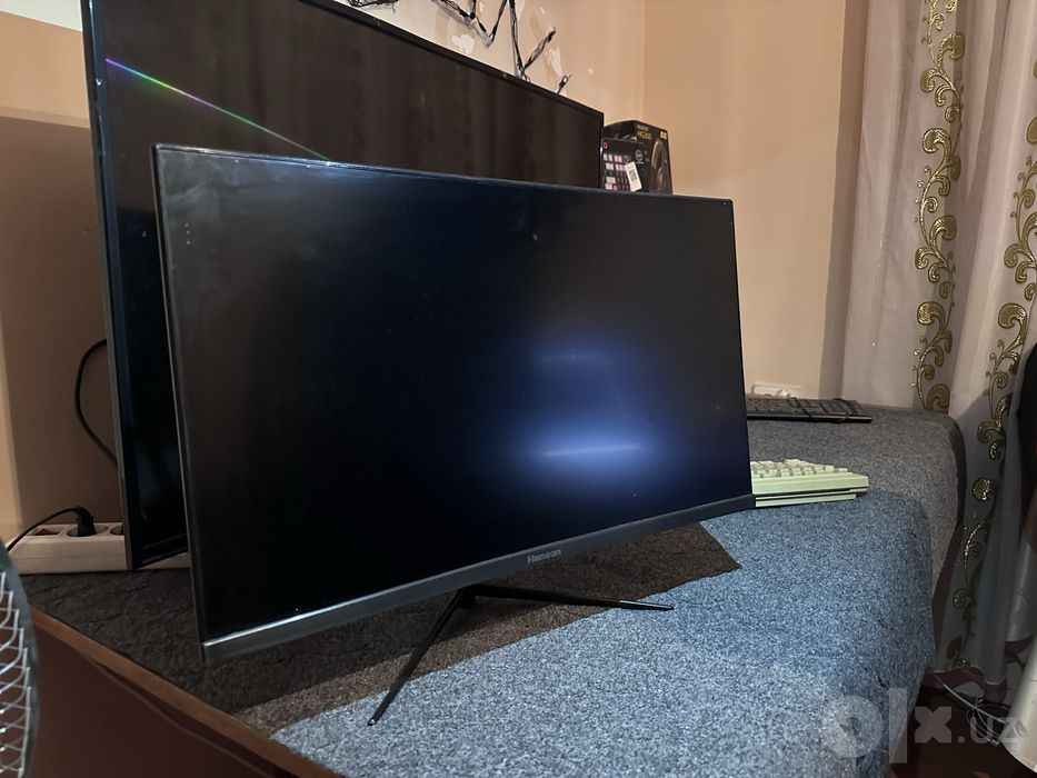 24 monitor sotiladi Hanson