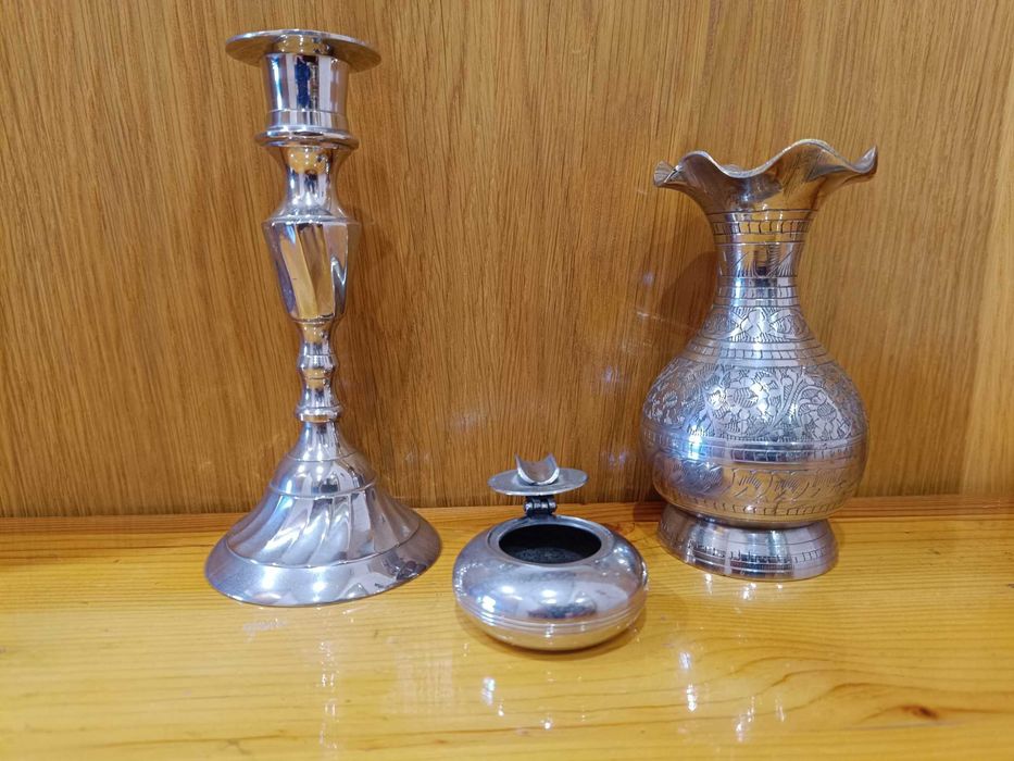 Продавам стар никелиран месингов комплект от 3 части