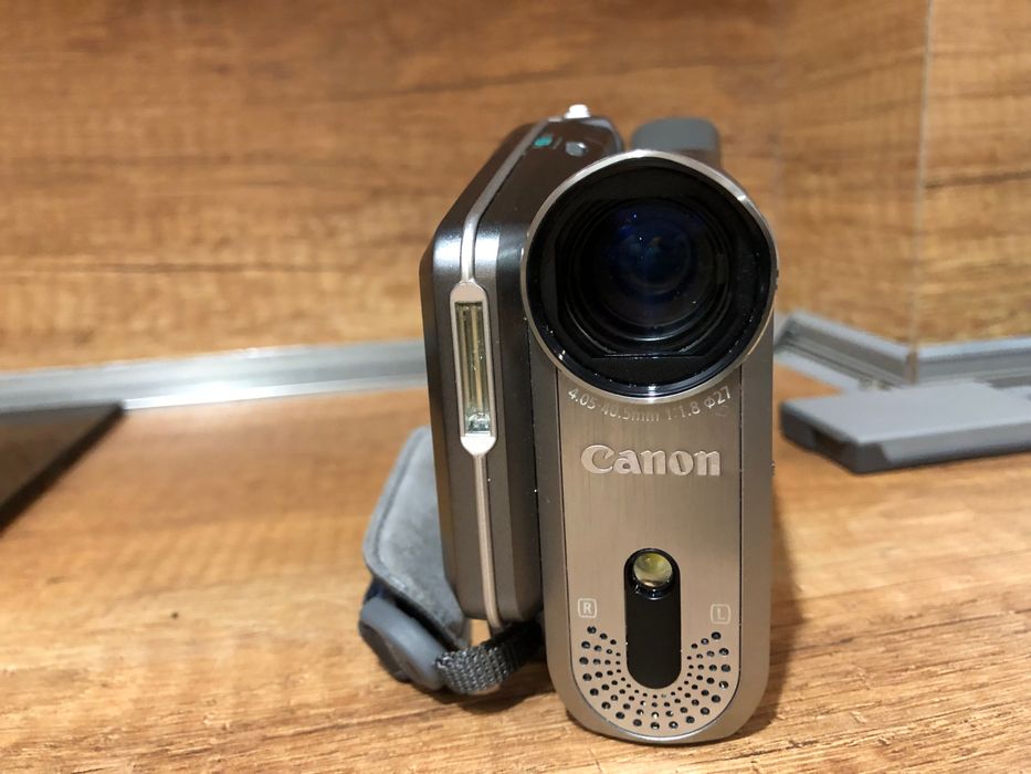 Ретро видеокамера