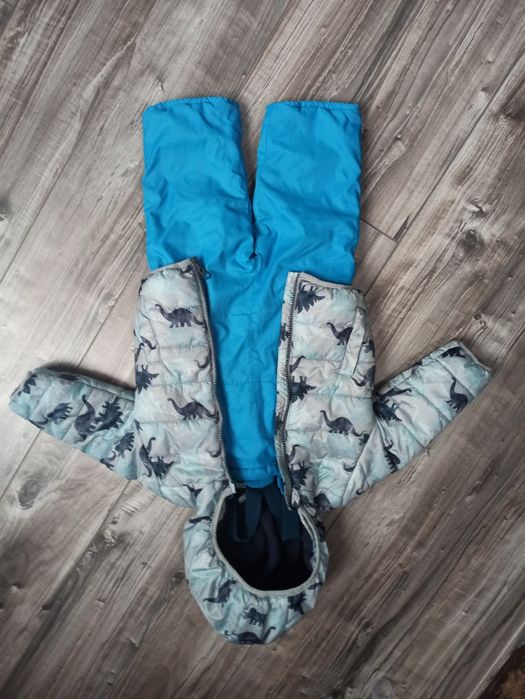 Geaca Waikiki mărime 12-18 luni (80-86 cm) si pantaloni de schi 80