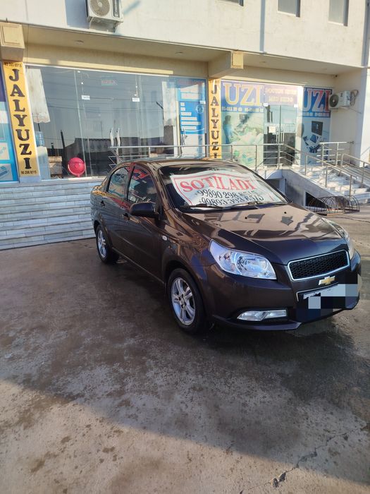 Nexia 3 2019 sotiladi.