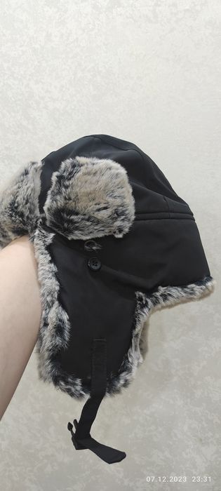 Продам новую мужскую зимнию шапку