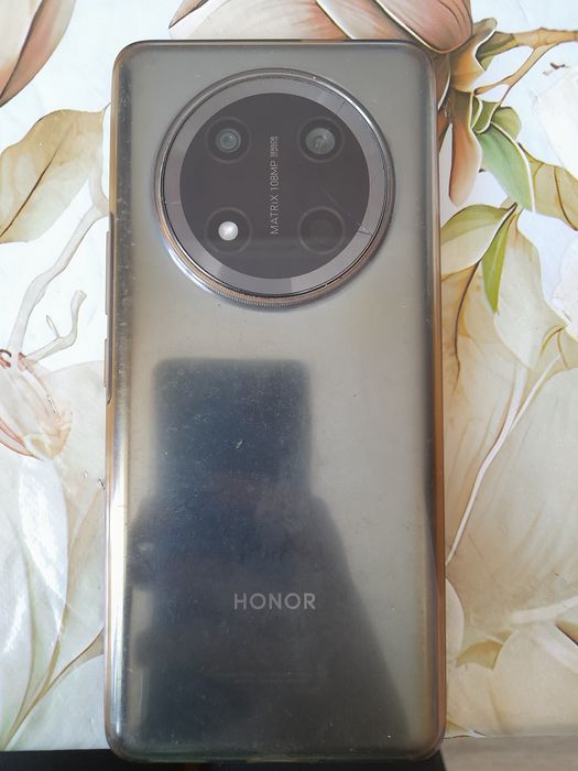 Продам телефон марки HONOR X9c
