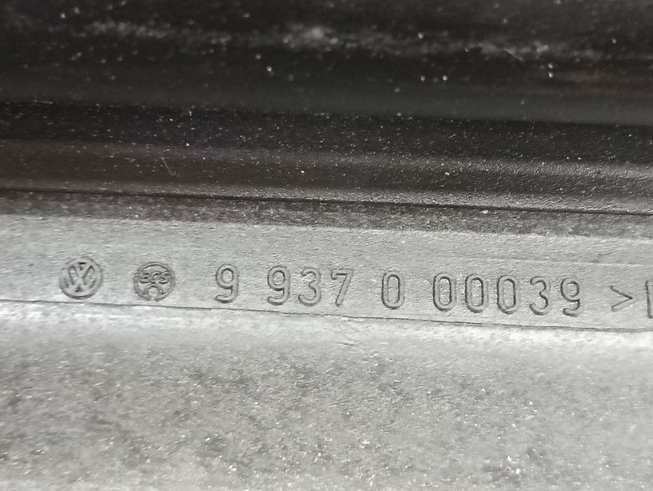 Rulou portbagaj 9937000039 Volkswagen Passat B6 (2005 - 2010) 2.0 tdi BMP 2.0 tdi BMP bmp