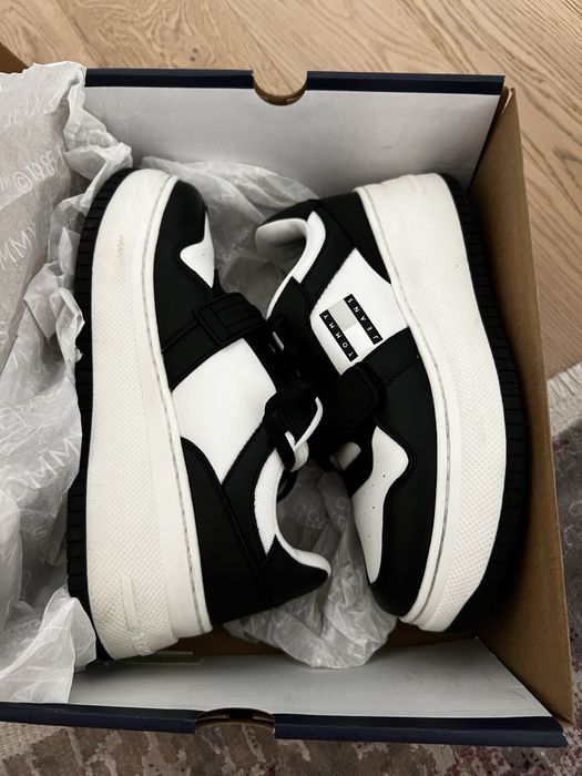 Pantofi sport din piele cu velcro Tommy Hilfiger TJW Retro Basket