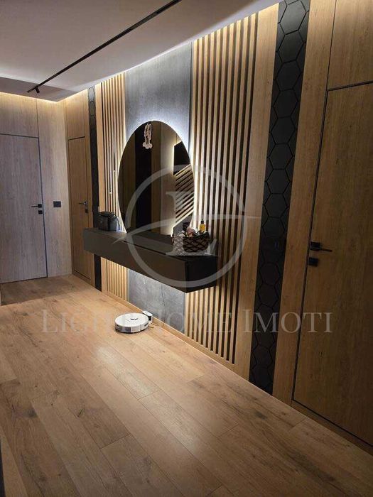 Продава се Тристаен апартамент в Пловдив, Съдийски - 125 кв.м за 1167 €/кв.м - Снимка #8