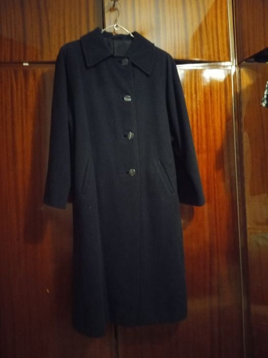 Palton dama,negru stofă lâna măsură 48