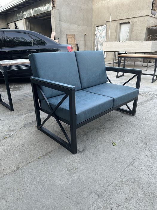 Диван в стиле лофт