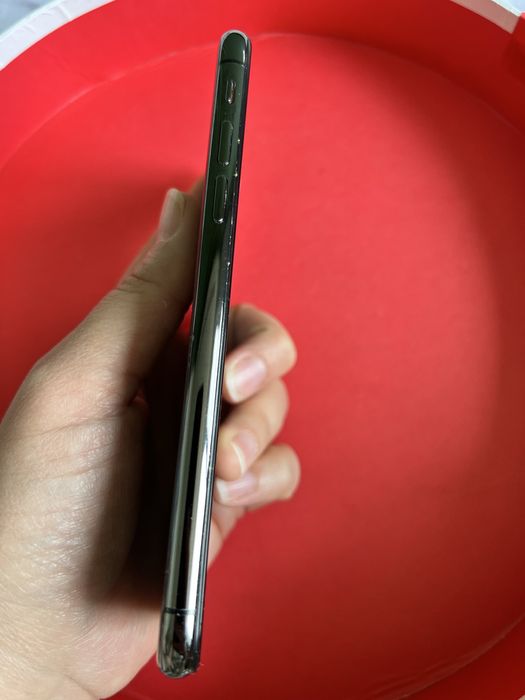 Продам IPhone 10