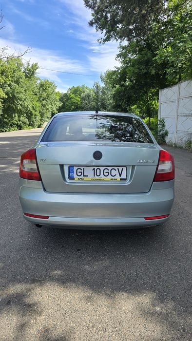 Vând Skoda Octavia 2