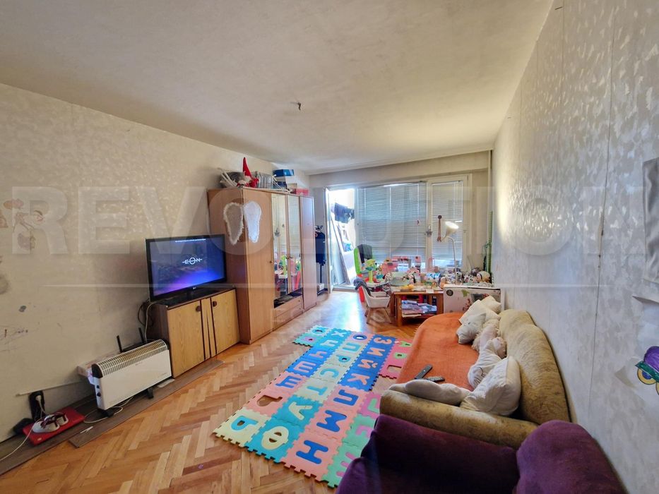 Продава се Двустаен апартамент в София, Младост 1 - 73 кв.м за 2466 €/кв.м - Снимка #1