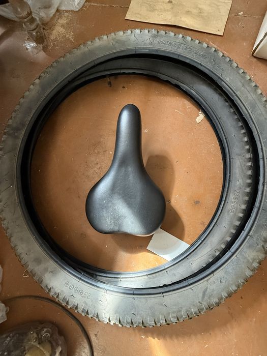Veliga 24 pakrishka sdeniyasi bilan sotiladi