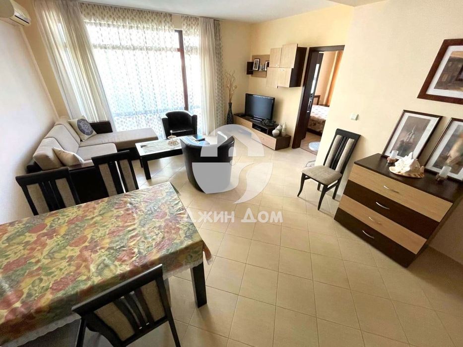 Продава се Тристаен апартамент в к.к. Слънчев бряг - 105 кв.м за 1000 €/кв.м - Снимка #1