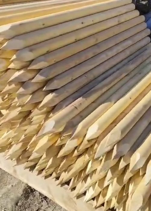 Колья оцилиндрованные для подвязки деревьев