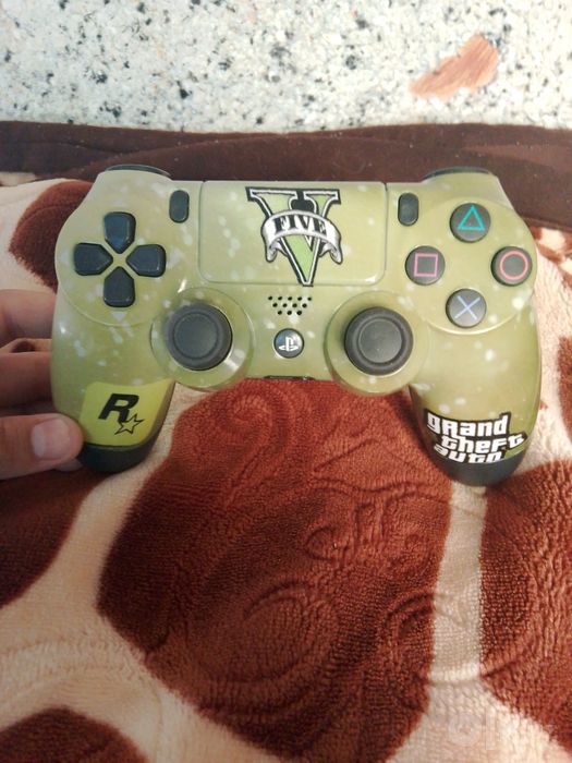 Ps4 jostik yangi