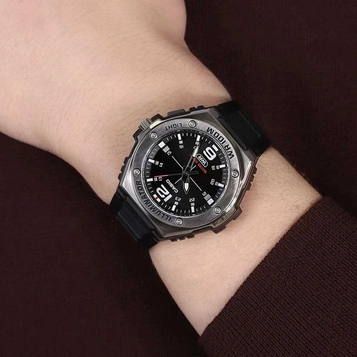 Нов часовник Casio MWA-100H-1AVEF - гаранция