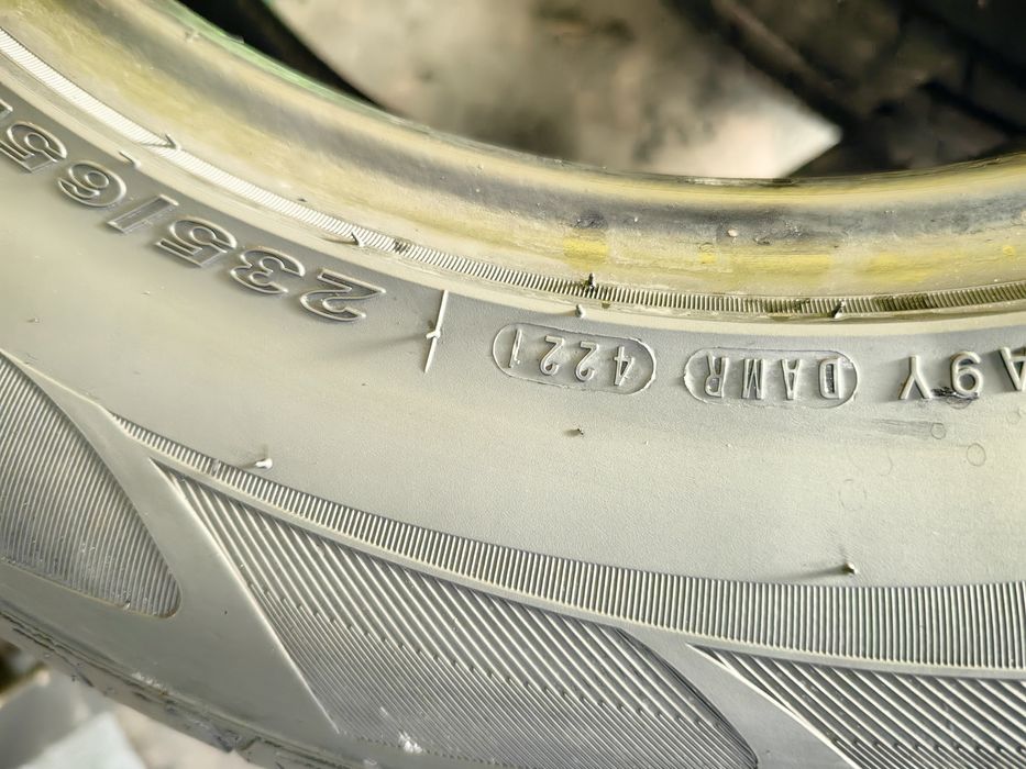 235/65R17 Nexen 6,4mm 2021 stare foarte buna
