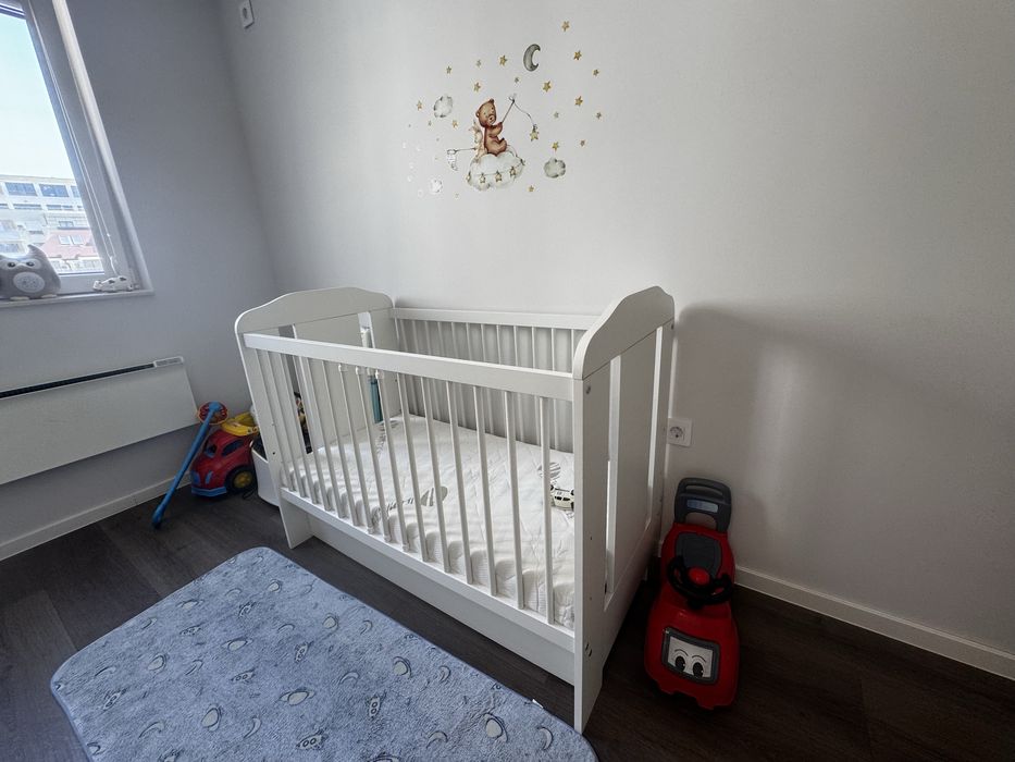 Детска кошара 120x60 + матрак, протектор и обиколници