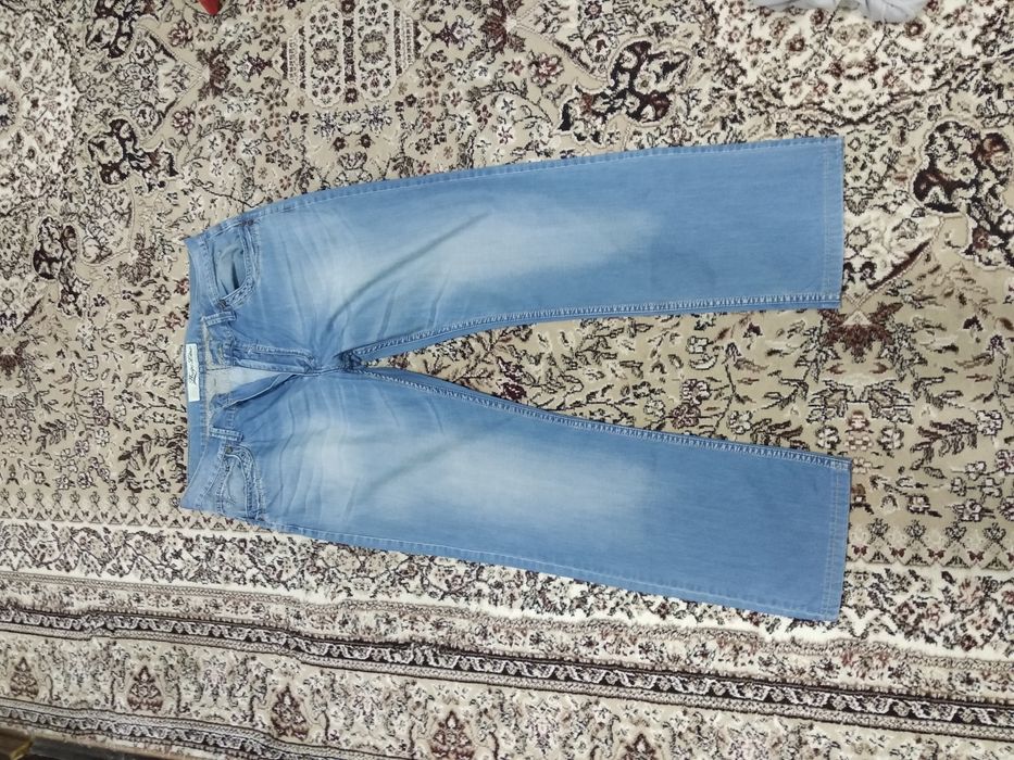 Kiyimlar Kup kiyilmagan