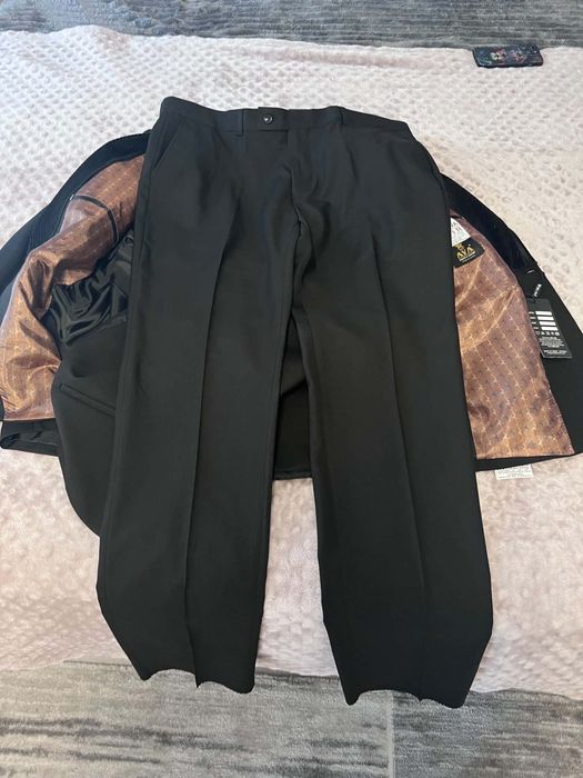 Vând rochie mireasa+costum de ginere