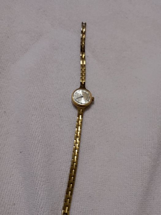 Часы советские женские