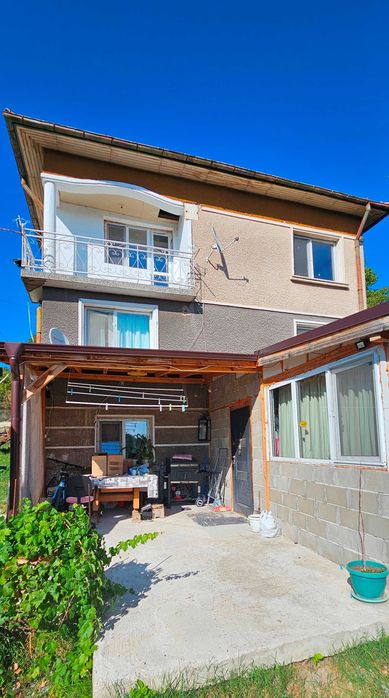 Продава се Къща в с. Богданов дол, Област Перник - 209 кв.м за 637 €/кв.м - Снимка #1