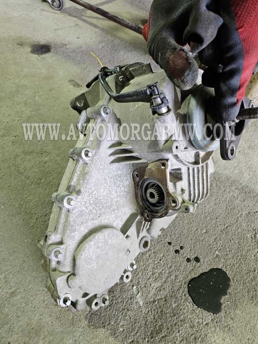 Bmw e70 e71 x5 x6 Раздатка атц 700 кардан преден atc 700 бмв е70 е71