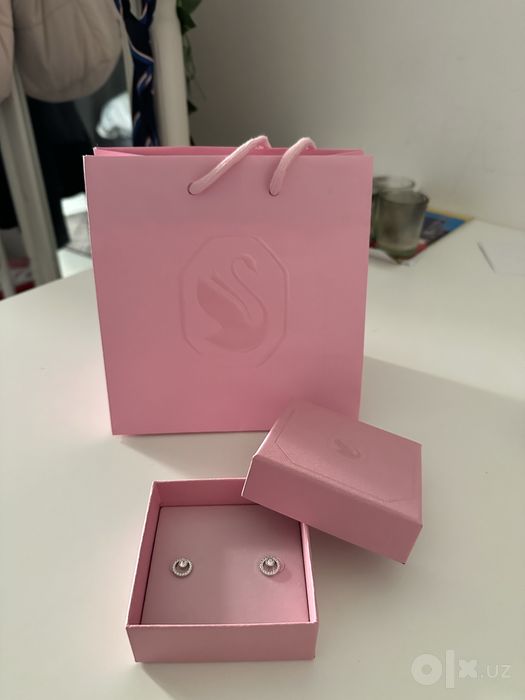 Оригинальные серьги Swarovski
