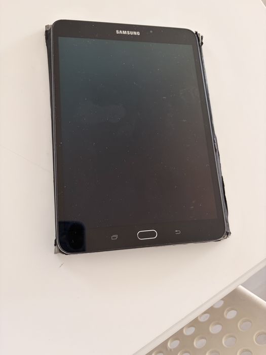 Таблет самсунг Galaxy tab3