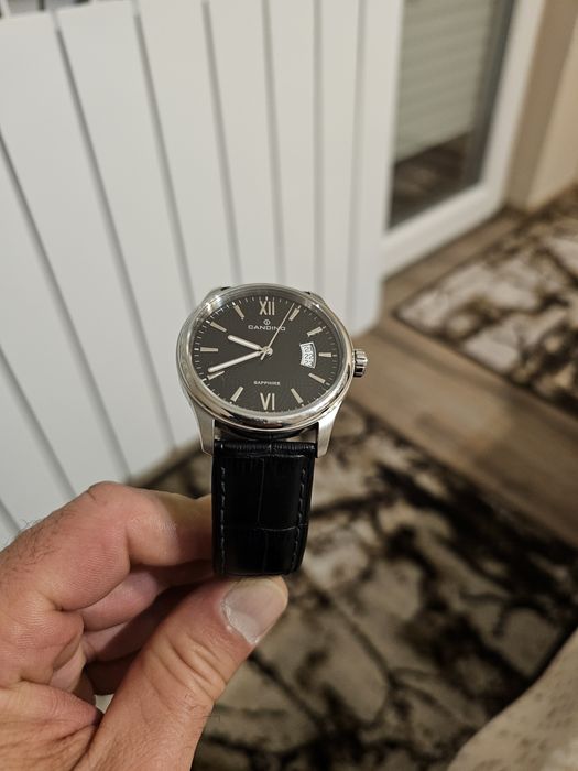 Продавам часовник Candino