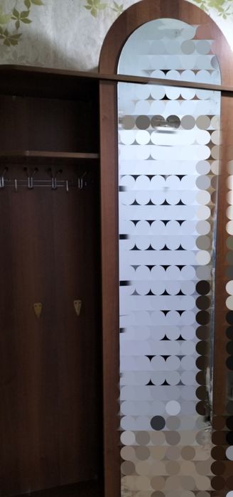 Продам прихожую.