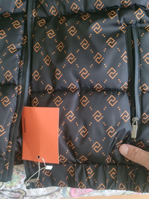 Новая куртка М осень в упаковке