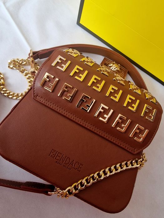 Geanta piele naturala,editie limitată, import Italia, saculet,eticheta