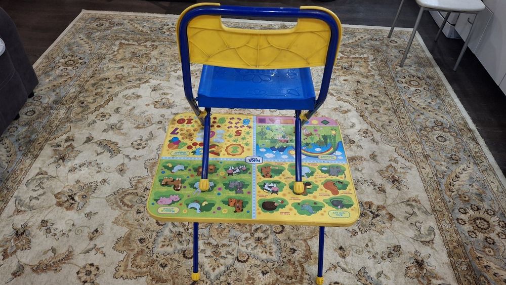 Набор стол и стул