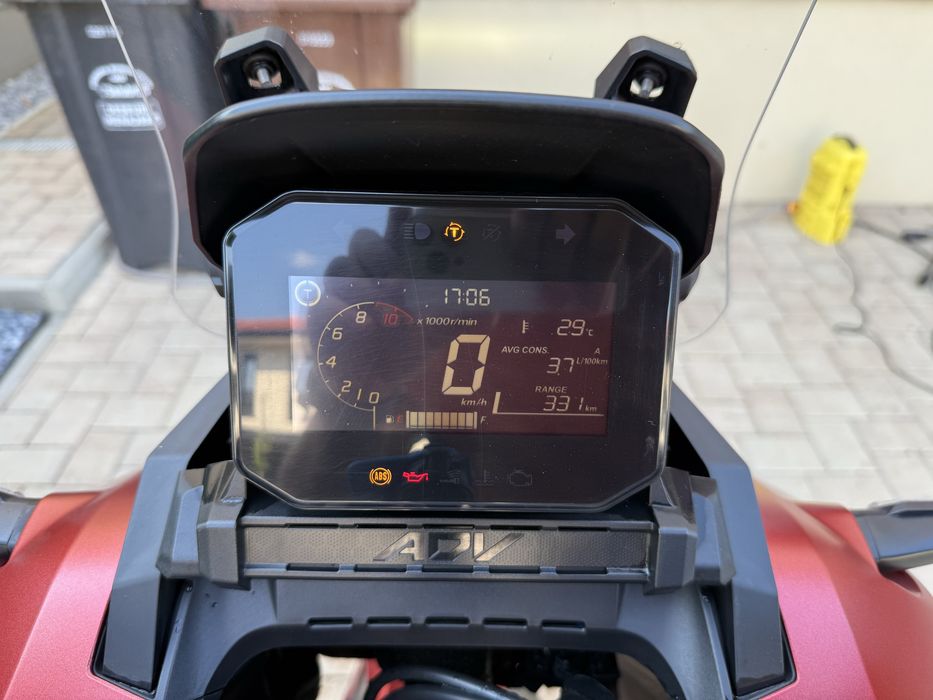 Maxi Scuter Honda ADV350