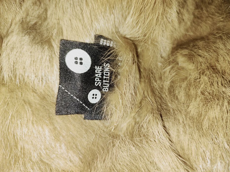 Vesta piele intoarsa si blana naturala