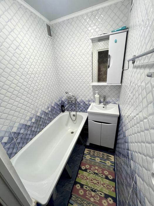 продается 3 комнатная квартира