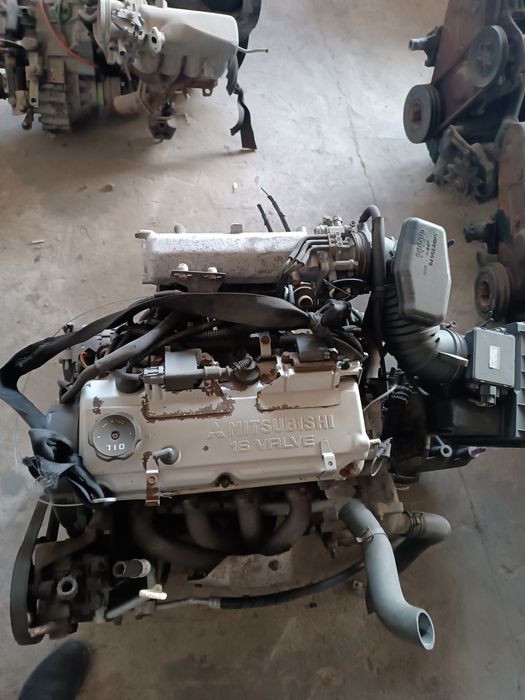 Двигатель на Митсубиси Каризма 1.6 2.0  Ауди 1.8 2.0 2.3 2.6 2.8