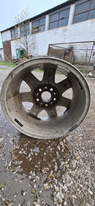 Vând set de 4 jante