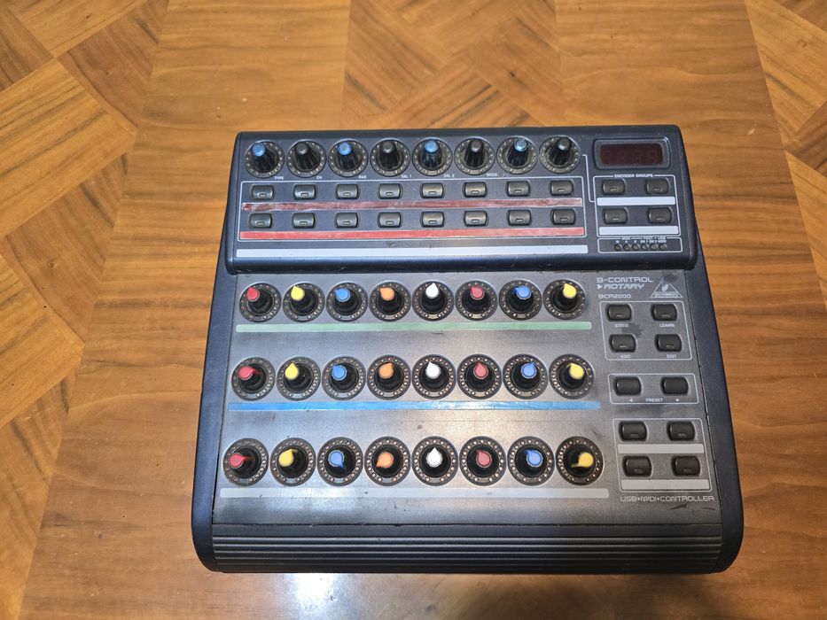 Behringer B-CONTROL ROTARY BCR2000 – Controller MIDI USB cu 32 encodere endless | Cutie originală