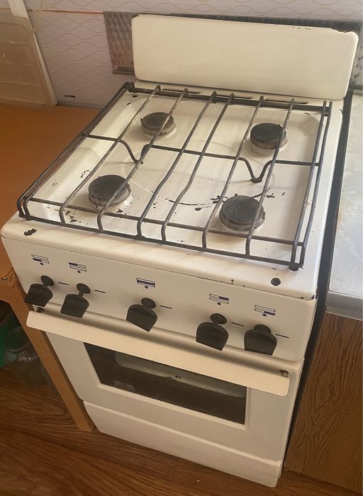 Газовая плита рабочая