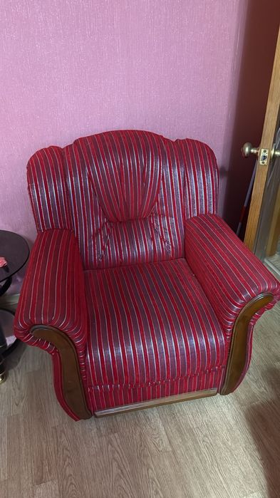 3 изделия Диван ,мини диван, кресло.