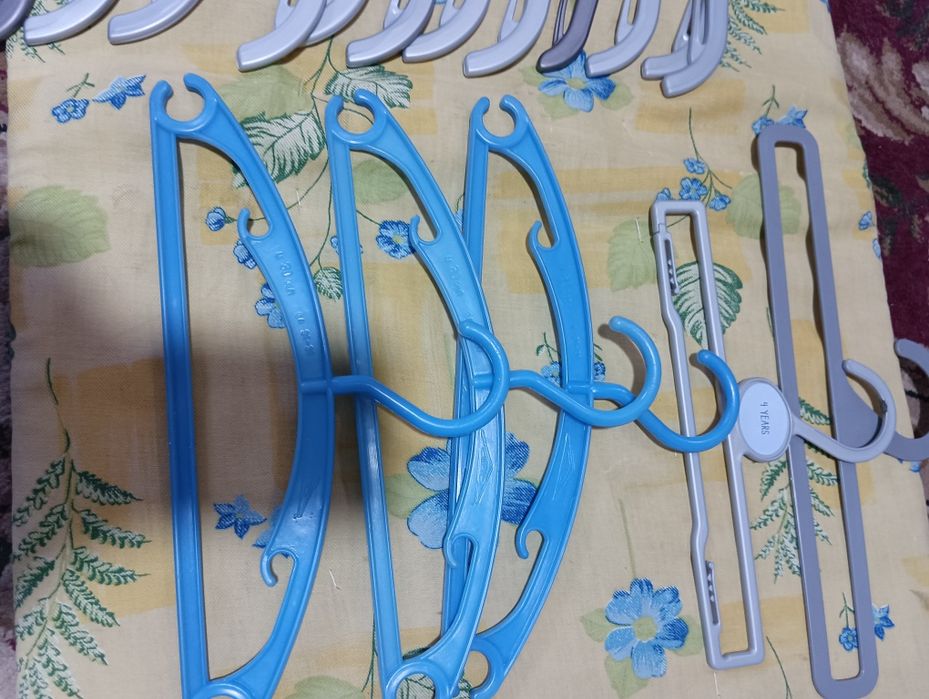 Продам детские плечики