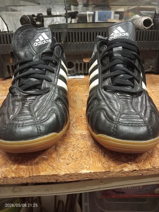 încălțăminte adidas