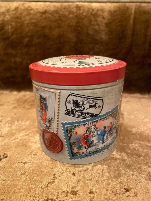 Коледна кутия --метална