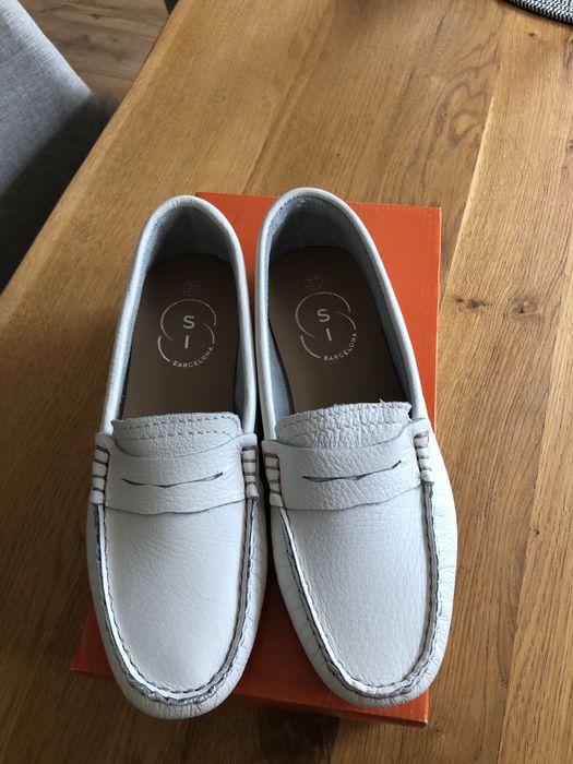 Нови мокасини