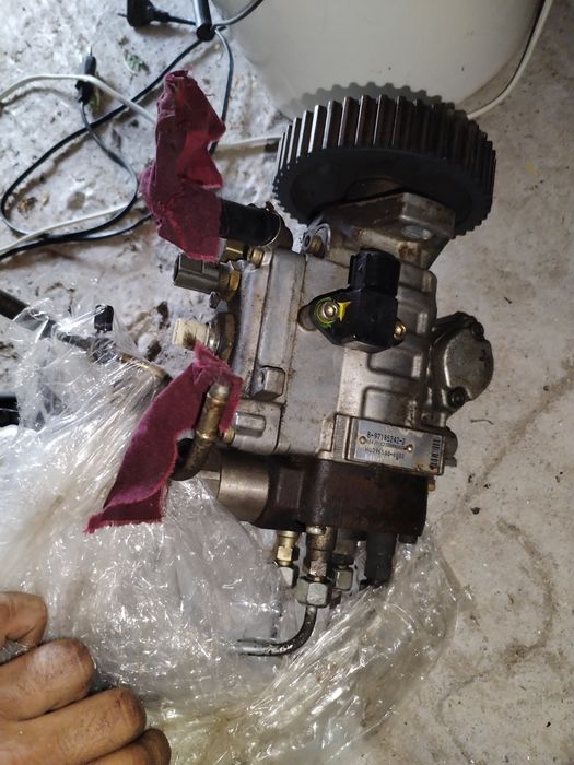Pompa de injecție Opel astra g 1.7 dti